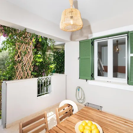 Boukamvillia νidri 2 Nydri (Lefkada)